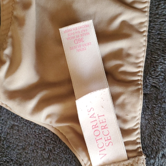 VS Bra - Picture 2 of 2